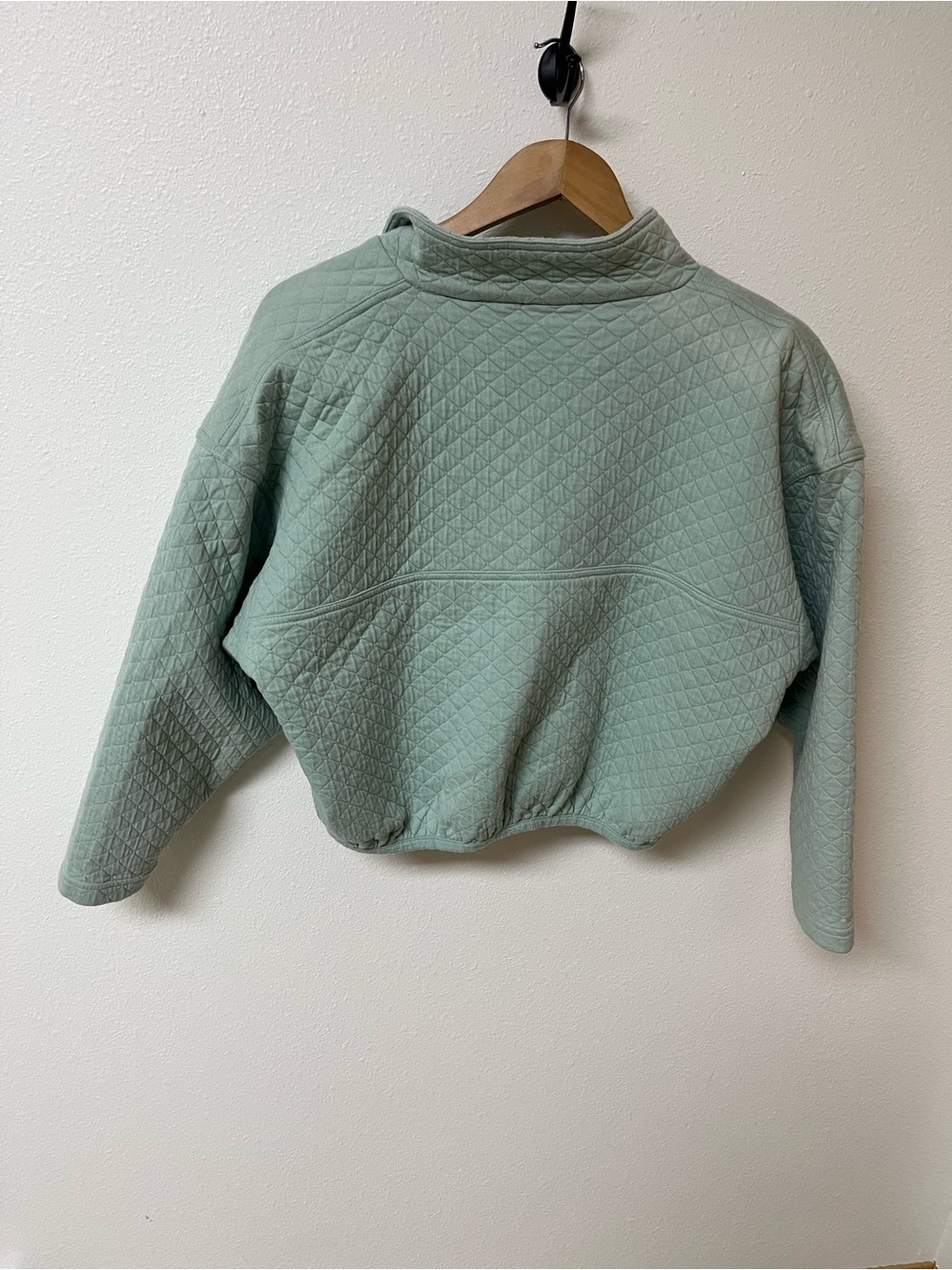 Seattle Gear quilted quarter zip cotton top women’s size M - Picture 4 of 4